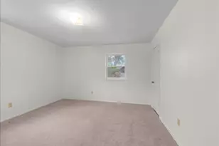8933 Kincaid Dr, Benbrook, TX 76116 - Photo 17