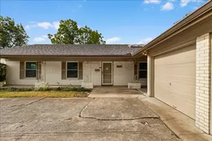 8933 Kincaid Dr, Benbrook, TX 76116 - Photo 3