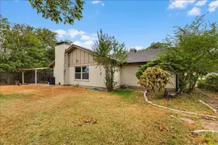 8933 Kincaid Dr, Benbrook, TX 76116 - Photo 29