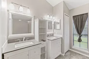 1705 Sandy Point Ct, Arlington, TX 76018 - Photo 31