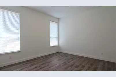 7703 Coronado Drive, Rowlett, TX 75088 - Photo 9