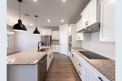 5417 Highview Court, Haltom City, TX 76137 - Photo 7