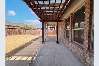 5417 Highview Court, Haltom City, TX 76137 - Photo 27
