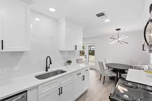 3205 Fargo Ct, Fort Worth, TX 76133 - Photo 3