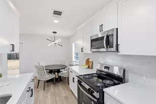 3205 Fargo Ct, Fort Worth, TX 76133 - Photo 11