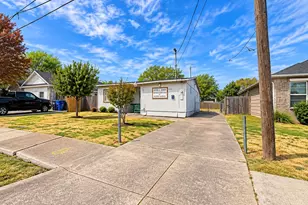 4131 Soloman Dr, Dallas, TX 75212 - Photo 13