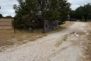 1377 Co Rd 3838, Bridgeport, TX 76426 - Photo 7