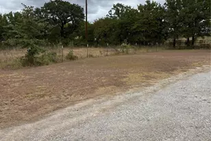 1377 Co Rd 3838, Bridgeport, TX 76426 - Photo 3