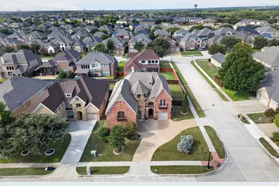 6947 Seabreeze Drive, Grand Prairie, TX 75054 - Photo 3