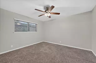844 Woodcrest Dr, Hurst, TX 76053 - Photo 17