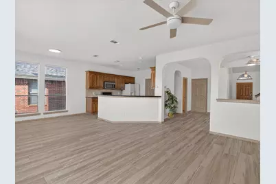 12129 Walden Wood Drive, Fort Worth, TX 76244 - Photo 11