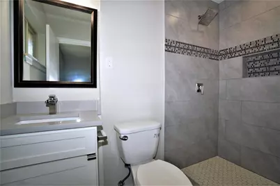 2435 Hillsboro Avenue, Dallas, TX 75228 - Photo 15