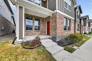 4721 Ancestry St, Haltom City, TX 76117 - Photo 3