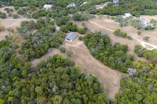 400 Hali Brooke Dr, China Spring, TX 76633 - Photo 3