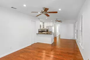 6220 Kenwood Ave, Dallas, TX 75214 - Photo 3