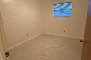 1729 Vicky Ln, Grand Prairie, TX 75052 - Photo 23