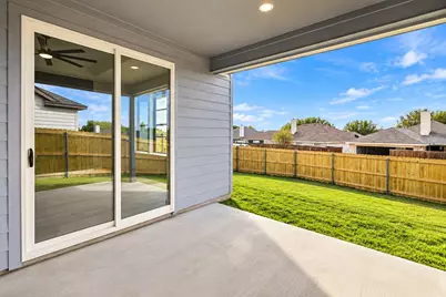 1640 W Wintergreen Road, Lancaster, TX 75134 - Photo 29