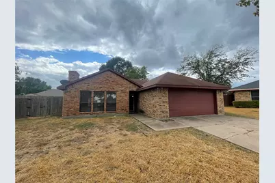 504 W Jay Court, DeSoto, TX 75115 - Photo 1
