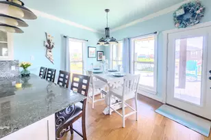 2009 Lakeview, Crystal Beach, TX 77650 - Photo 13