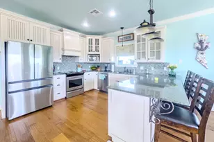 2009 Lakeview, Crystal Beach, TX 77650 - Photo 15