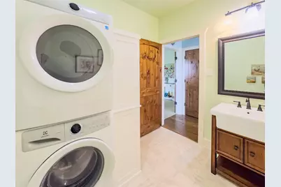 2009 Lakeview, Crystal Beach, TX 77650 - Photo 17