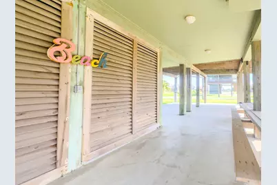 2009 Lakeview, Crystal Beach, TX 77650 - Photo 5