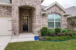 5924 Pine River Ln, Fort Worth, TX 76179 - Photo 3