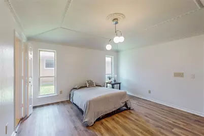 2251 Woodcreek Street, Carrollton, TX 75006 - Photo 23