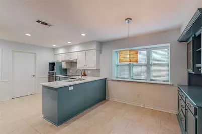 2251 Woodcreek Street, Carrollton, TX 75006 - Photo 13