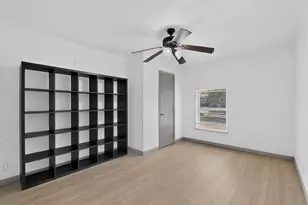 3831 Vanette Ln, Dallas, TX 75216 - Photo 25