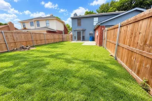 4028 O B Crowe Dr, Dallas, TX 75227 - Photo 25