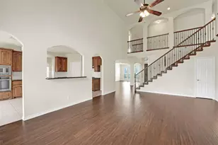 10438 Coach House Ln, Frisco, TX 75035 - Photo 13