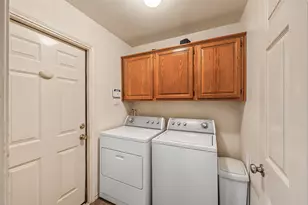 2722 Kingswood Blvd, Grand Prairie, TX 75052 - Photo 19