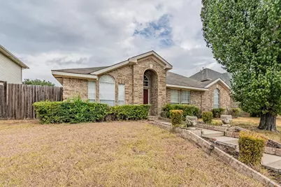 2722 Kingswood Boulevard, Grand Prairie, TX 75052 - Photo 23