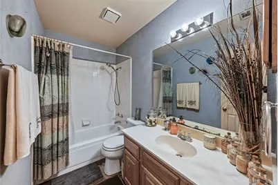 2722 Kingswood Boulevard, Grand Prairie, TX 75052 - Photo 17