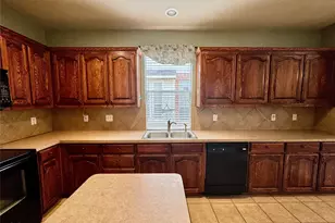 504 Winbridge Ln, Fort Worth, TX 76052 - Photo 13