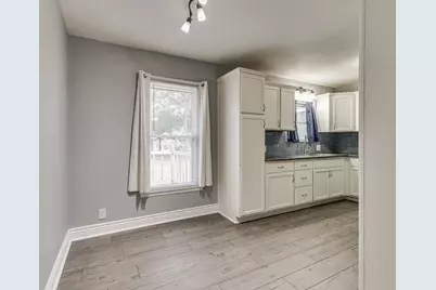 1108 Chester Street, Cleburne, TX 76033 - Photo 9