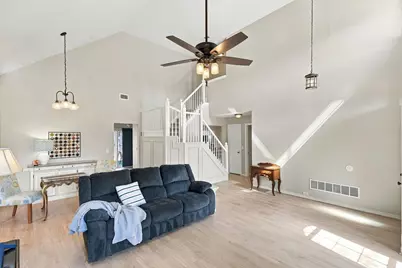 3817 Periwinkle Street, Bedford, TX 76021 - Photo 7