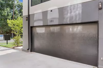 5810 Hudson Street #104, Dallas, TX 75206 - Photo 3