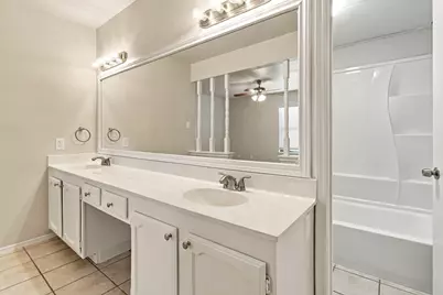 125 Rustic Ridge Drive, Garland, TX 75040 - Photo 17