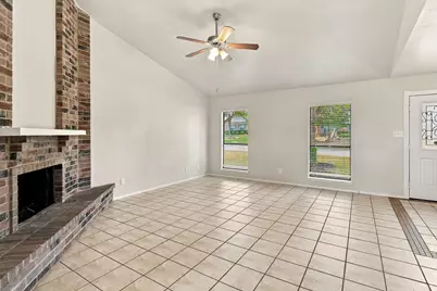 125 Rustic Ridge Drive, Garland, TX 75040 - Photo 5