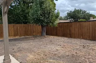 2404 Glen Forest Ln, Plano, TX 75023 - Photo 13