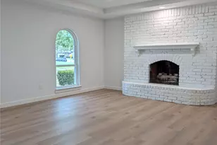 2404 Glen Forest Ln, Plano, TX 75023 - Photo 11