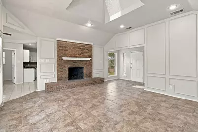 1300 Tierra Calle, Carrollton, TX 75006 - Photo 5
