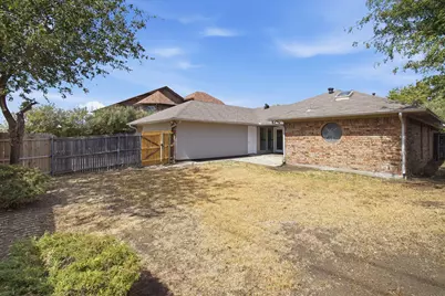 1300 Tierra Calle, Carrollton, TX 75006 - Photo 31