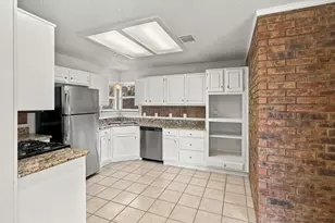 1300 Tierra Calle, Carrollton, TX 75006 - Photo 9