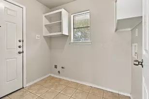 1300 Tierra Calle, Carrollton, TX 75006 - Photo 13