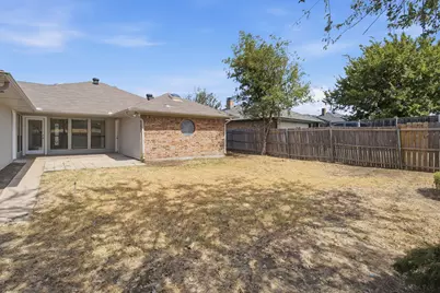 1300 Tierra Calle, Carrollton, TX 75006 - Photo 33