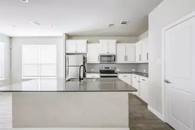 1548 Seabiscuit Drive, Granbury, TX 76049 - Photo 9