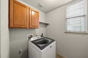 9855 Cedarcrest Dr, Providence Village, TX 76227 - Photo 19